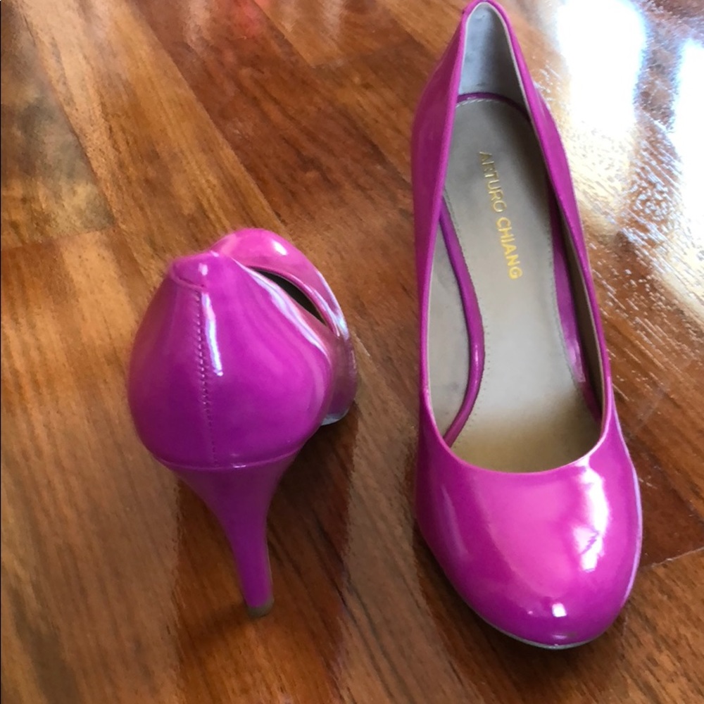 Pink heels - Picture 2 of 3